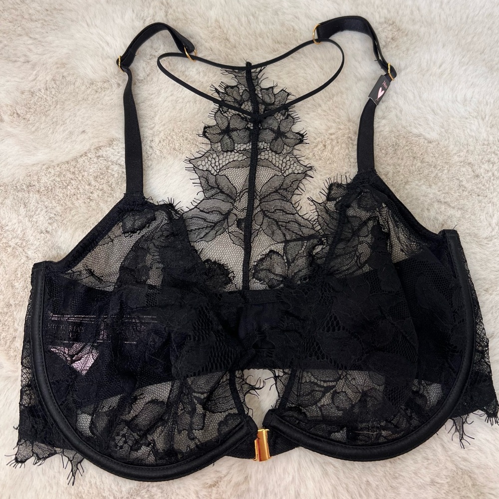 Victoria’s Secret Elegant Black Lace Bralette
